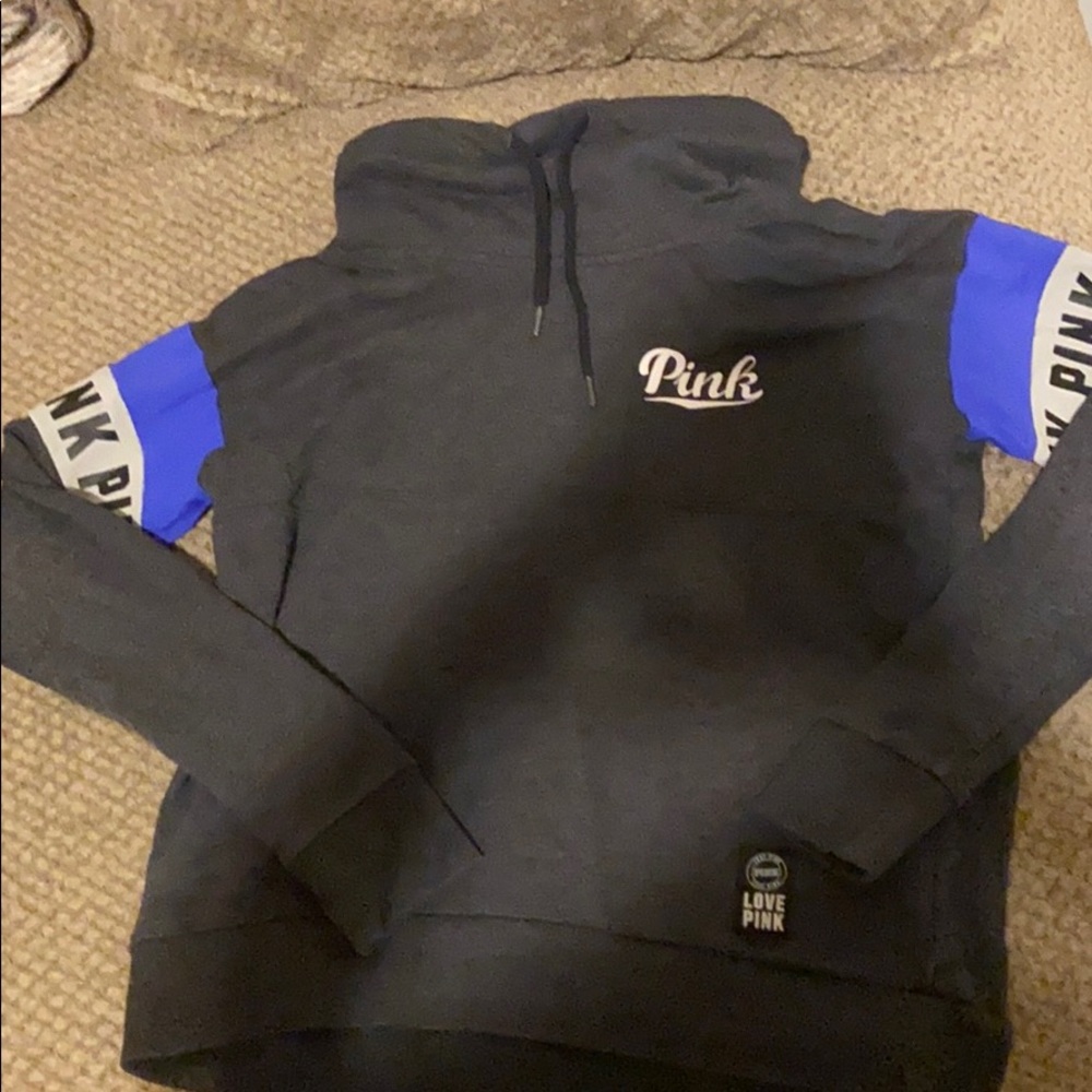 pink sweatshirt